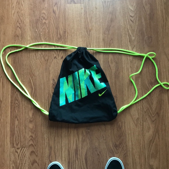 Nike Handbags - Nike Drawstring Bag